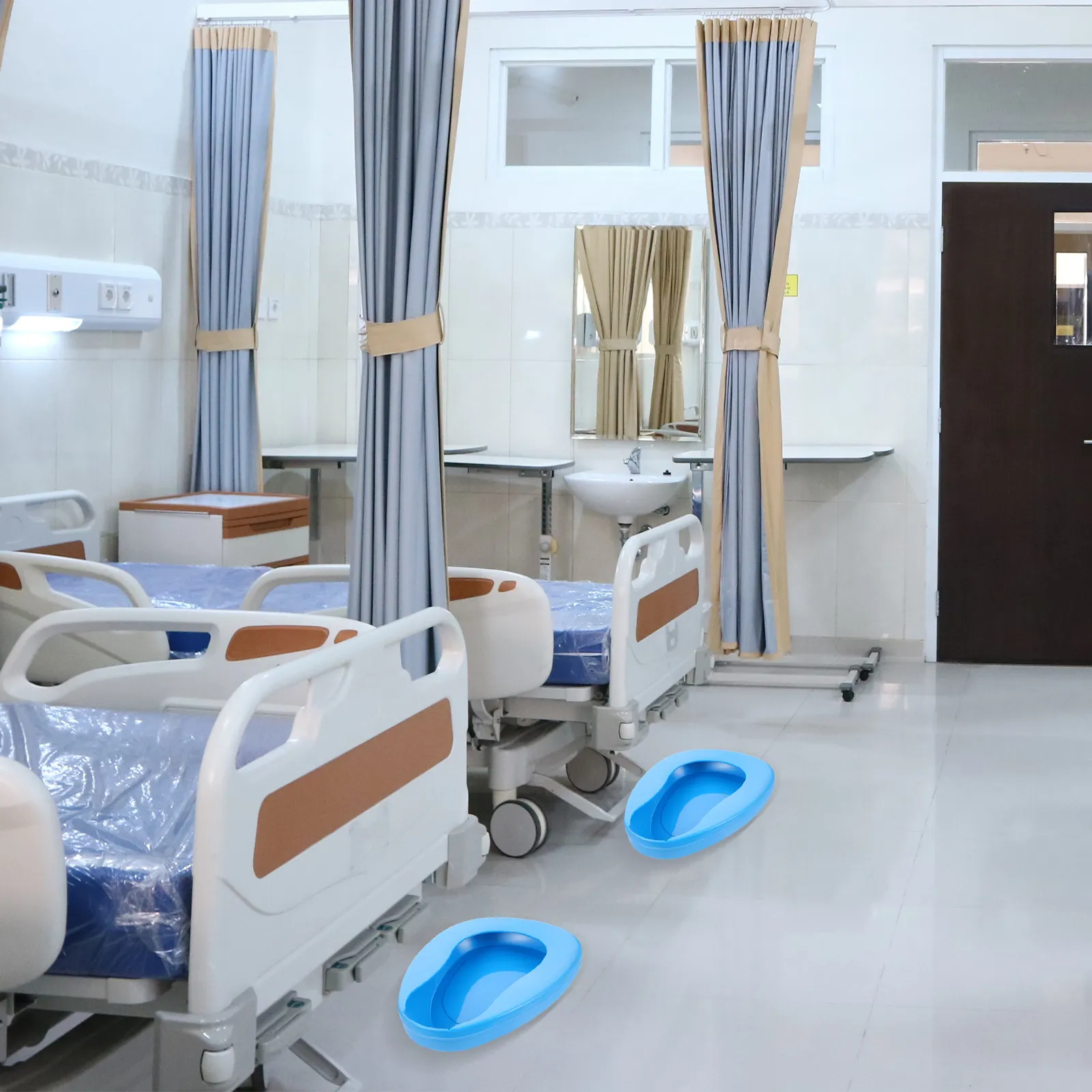 

Ergonomic Plastic Bedpan Portable Bedpan for Women Men Elderly Kids Urine Container Nighttime Use Hospital Home Patient Care