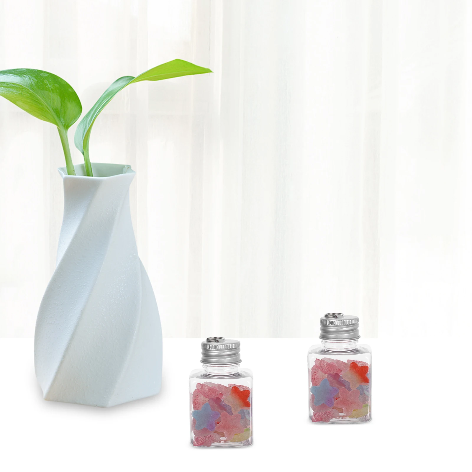 

24pcs Plastic Square Bottles 50Ml Clear Fillable Candy Jars With Caps Wishing Booze Balls For Christmas Tree Decorations