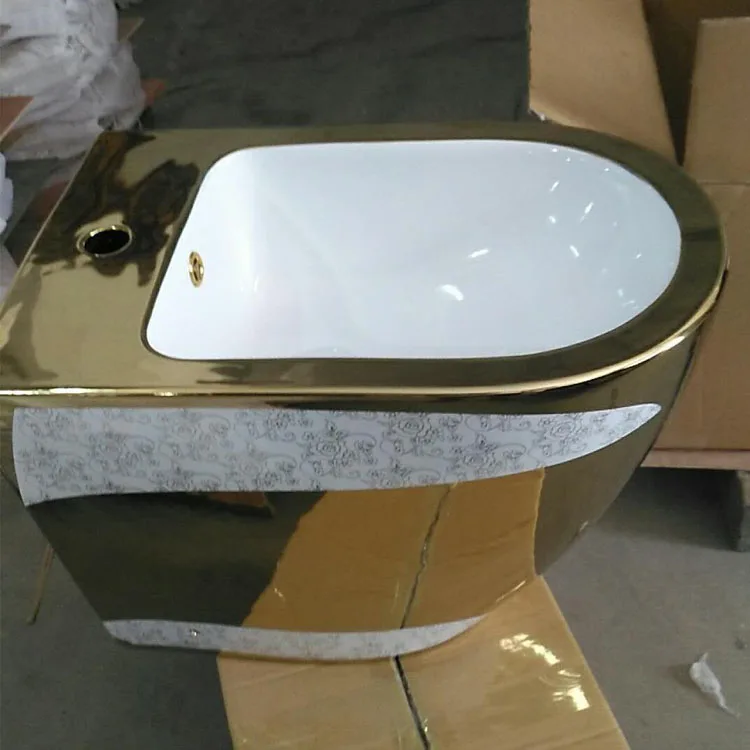 

Floor Mounted Gold Plated WC Luxury Bidet Two Pieces Ceramic Bathroom Toilet Set