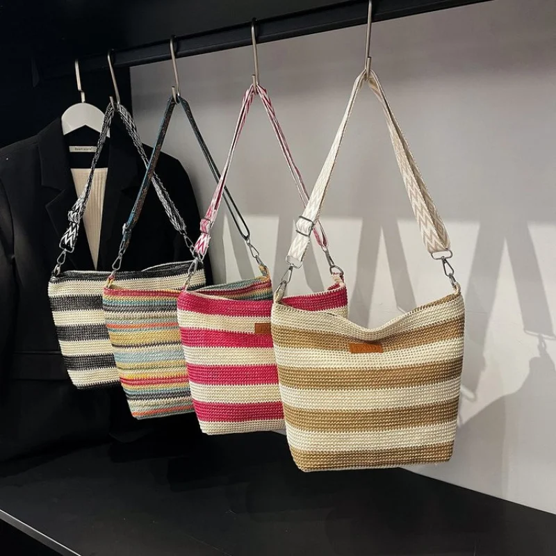 

Chic Women Crossbody Bag Faux Leather Handbag Shoulder Purse Ladies Fashion Designer Inspired Messenger Tote Small