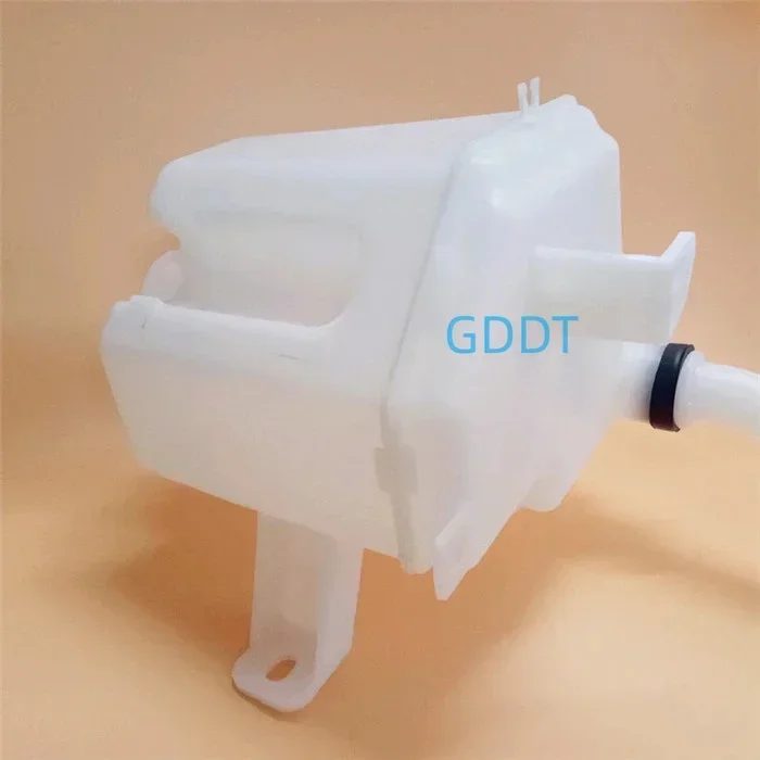 1 Piece Wiper Water Tank with Plastic Pipe for MG 350 Front Window Wash for MG5 1.3L 1.5L Auto Car 50012391 CAR ACCESSORIES