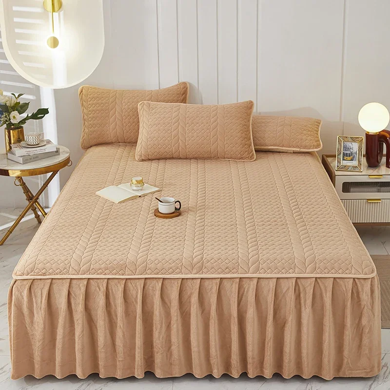 Solid Color Milk Velvet Winter Bedspread Thick Home Bed Skirt-style Bed Sheets with Pillowcase Cotton Minimalist Bed Spreads