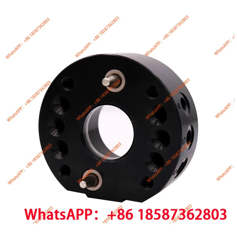 

Центр обработки дисков быстросменного робота. Автоматический механизм быстросменного устройства на конце манипулятора QCA15.