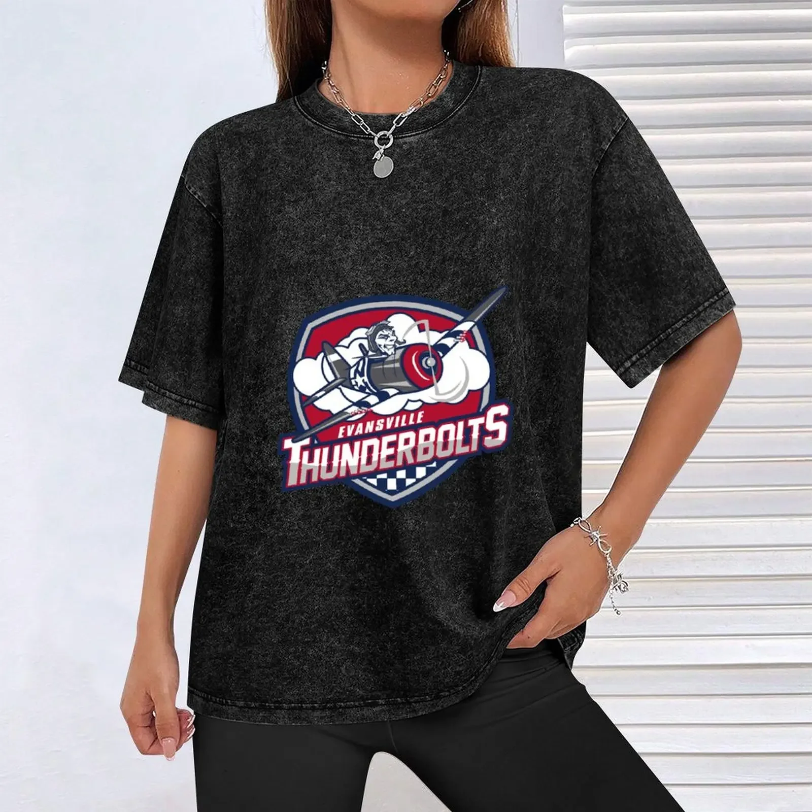 تي شيرت بشعار Evansville Thunderbolts تي شيرت كوري أساسي تي شيرت هدايا جديدة وقمصان صيف 2025 حزمة قمصان رجالي