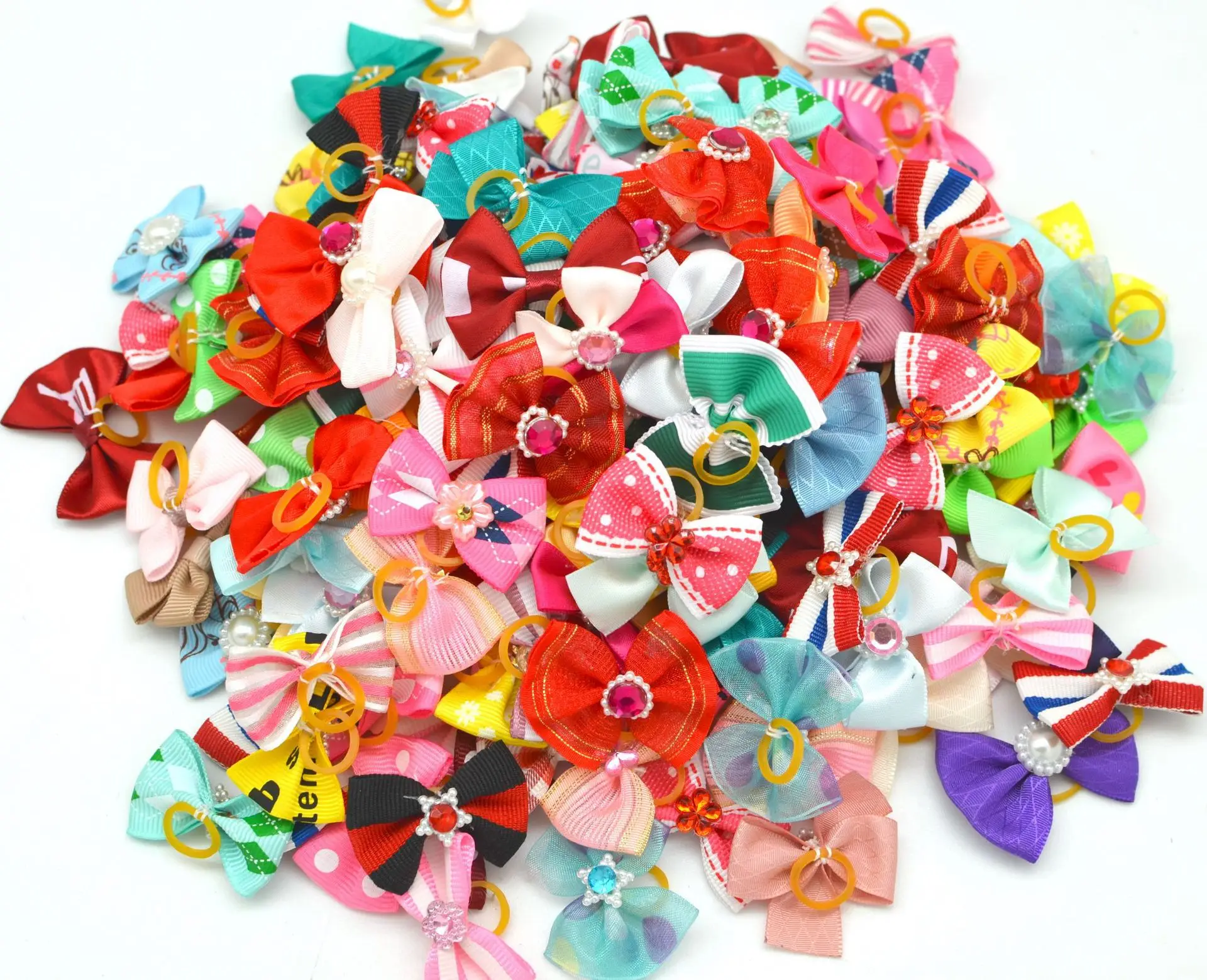 100pcs Cute New Dog Hair Bows Rhinestone Pearls Flowers Topknot Mix Styles Dog Bows Pet Grooming Products Mix Colors