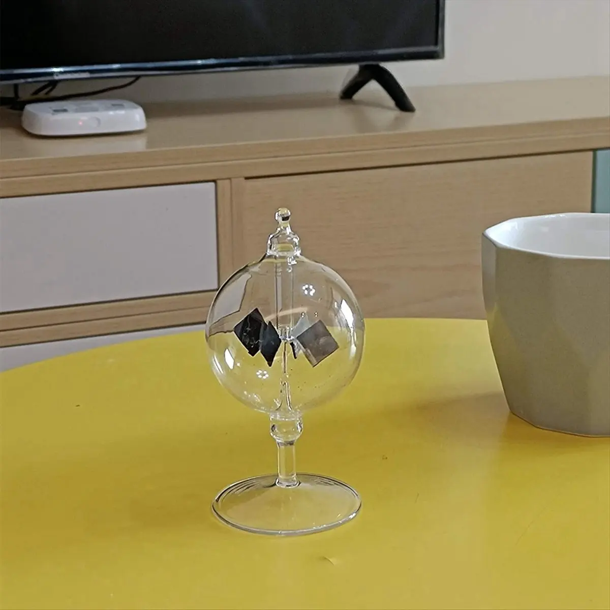 ABCD 3X Solar Crookes Radiometer Glass Windmill Handmade Toy for Party Home Decoration Gift Transparent