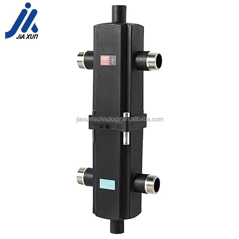 A new type of plastic hydraulic water pressure separator water tank for radiant floor heating in apartments