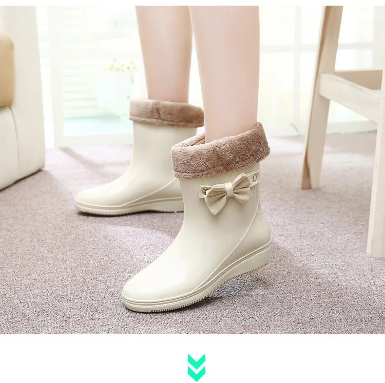 Botas de chuva de jardim feminino, tubo curto, galochas de veludo, sapatilhas, sapatos de borracha, moda