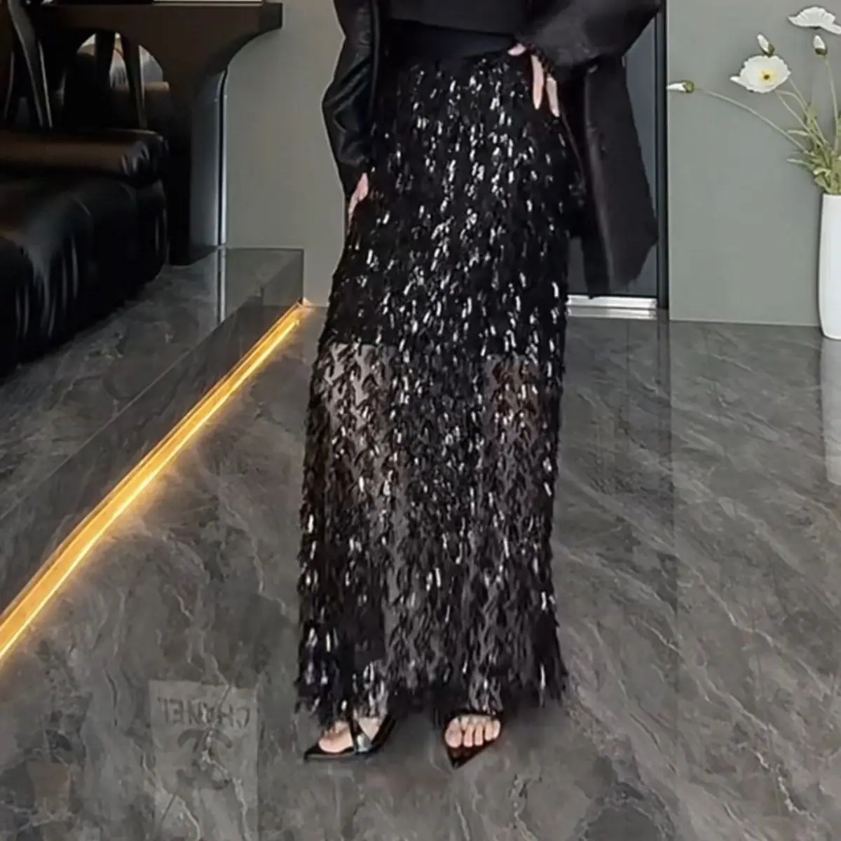 

High Elastic Waist Black Sequins Tassels Elegant Long Half-body Skirt Women Fashion Tide New Spring Autumn