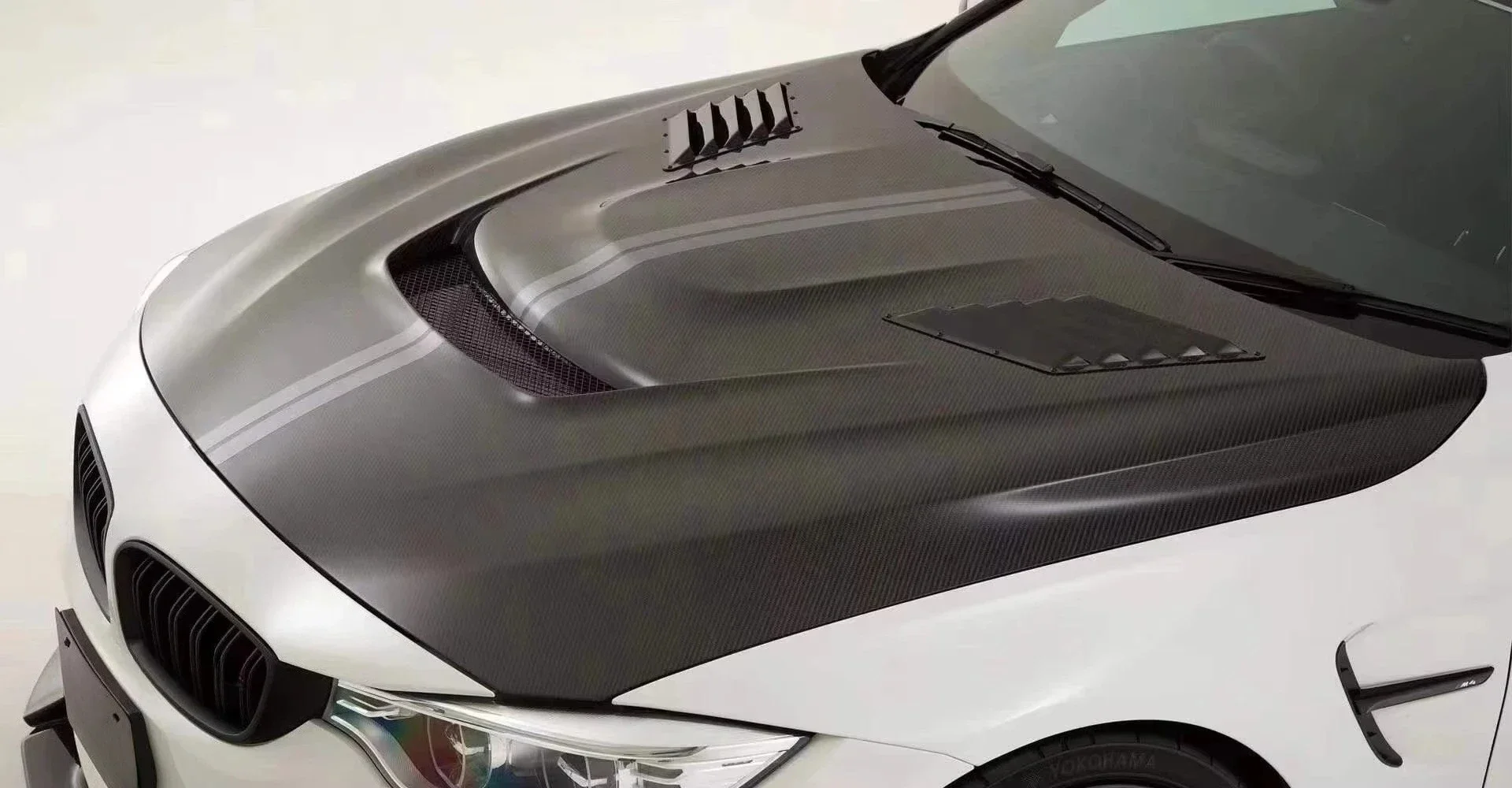 Capó estilo V de fibra de carbono de alta calidad para F80 M3 F82 M4 Ajuste perfecto