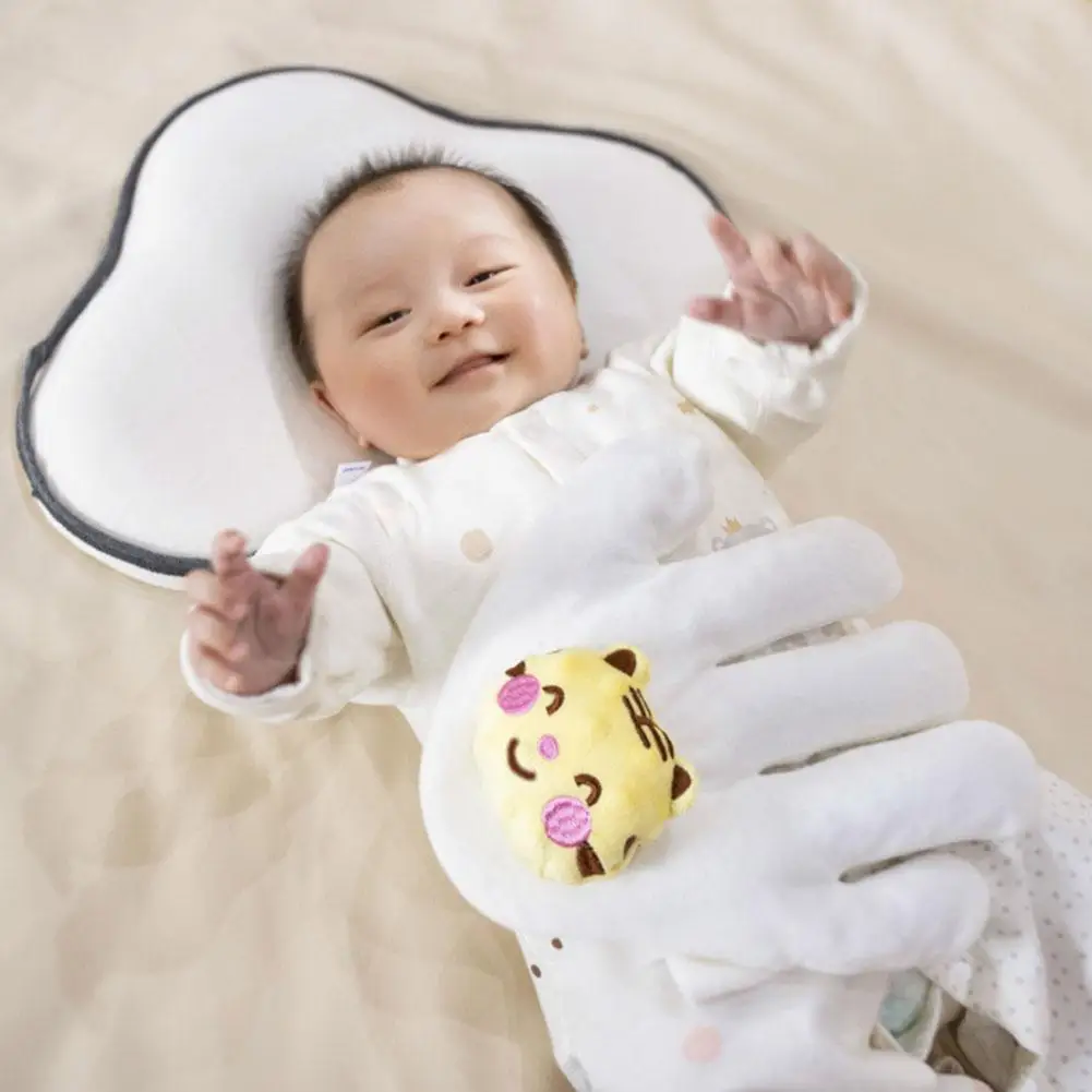 Babies Soothes Palm Cute Cartoon Design Hand Pillow Prevent Startles and Promotes Sleep for Girls Boys