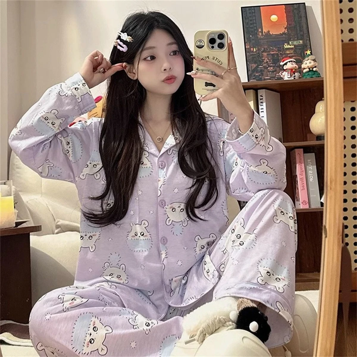 

Комплект пижамы Kawaii Chiikawa Momonga для весны и осени, с длинным рукавом, для женщин и студенток, домашняя одежда, милый аниме-мультяшный дизайн, праздничные подарки