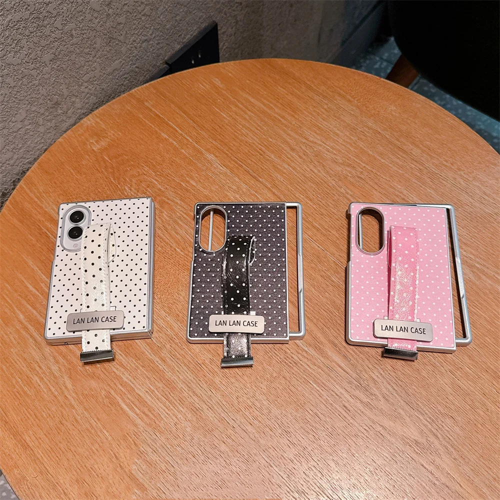 Korea Style Polka Dot Wrist Strap Phone Case For Samsung Galaxy Z Fold 8 Ultra Z Fold7 6 5 4 Shockproof Fold Protective Cover