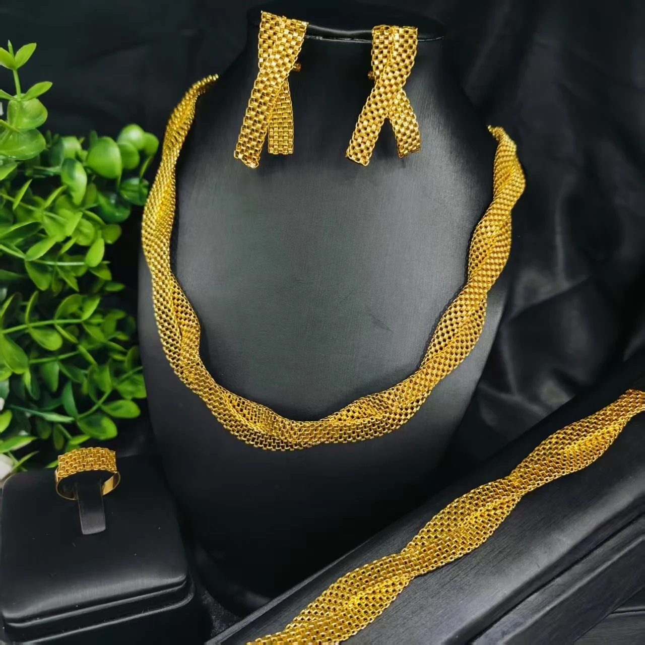 

Nigerian Jewelery Set Wedding Jewelry For Women Dubai 24K Gold Color Jewlery African Designer Earrings Bridal Necklace