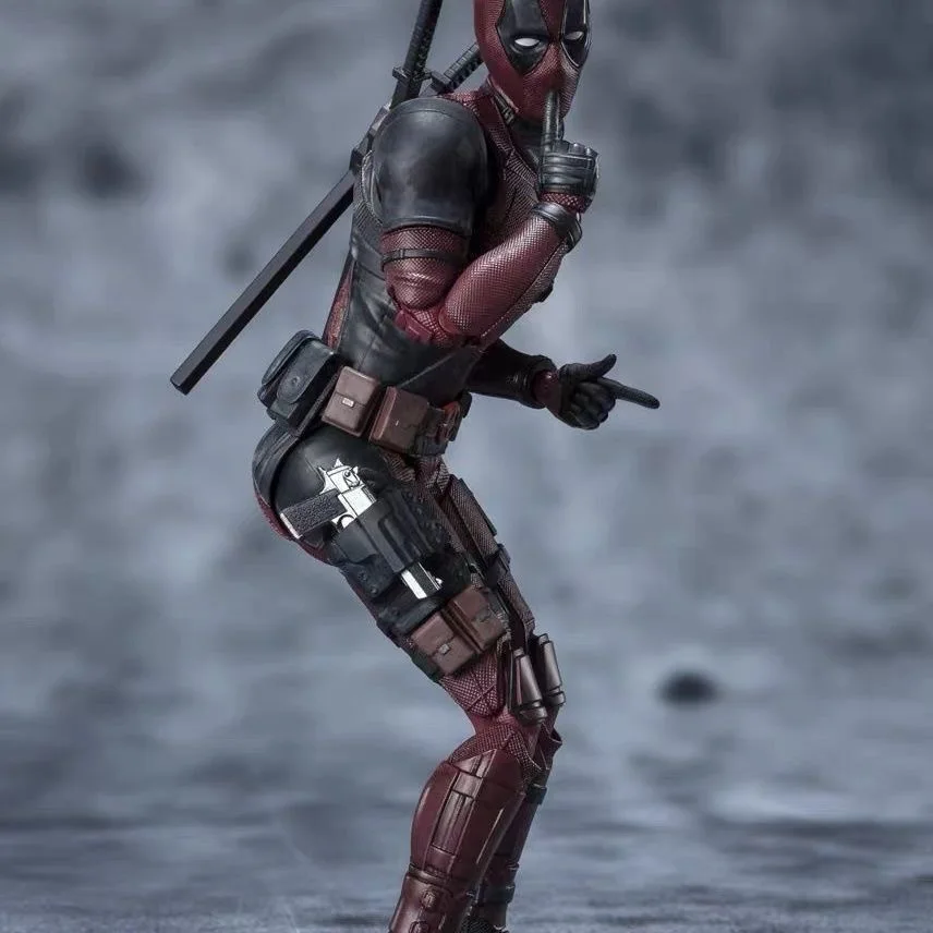 Mechanische Gelenkverbindungen Superheld Bewegliche Actionfigur Modell Desktop-Ornament Sammlerstück Spielzeug Geschenk 16cm