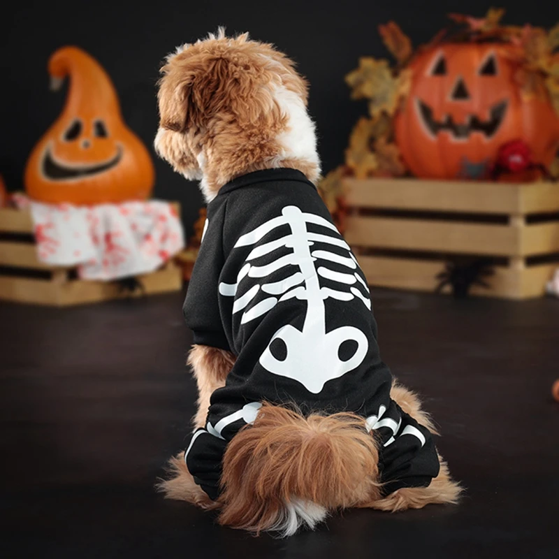 Costume per cani di Halloween che si illumina al buio, design con ossa di scheletro, vestiti per cani, accogliente tuta in poliestere per razze di