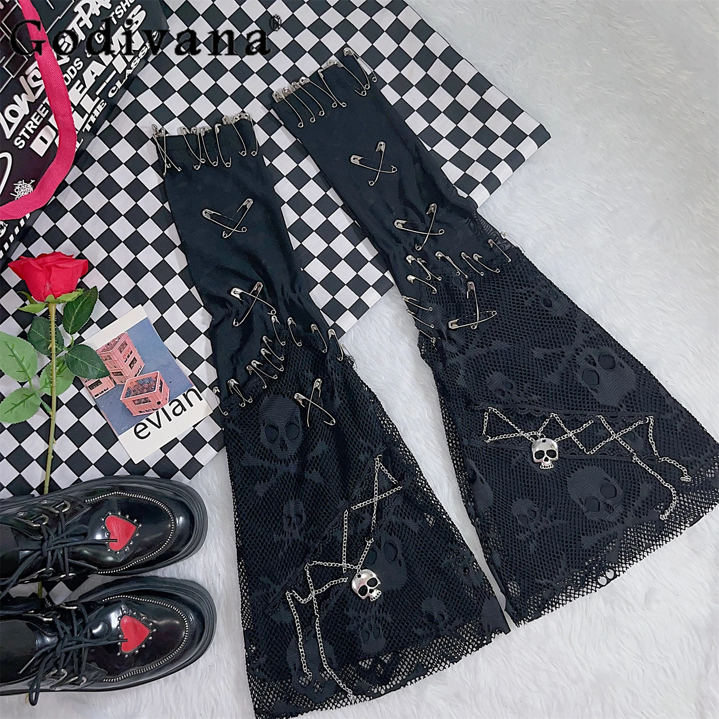 

Y2K Subculture Sweet Cool Spicy Girl Punk Style Chain Skull Pin Leg Warmers Japanese Original Lolita Flared Knee Socks