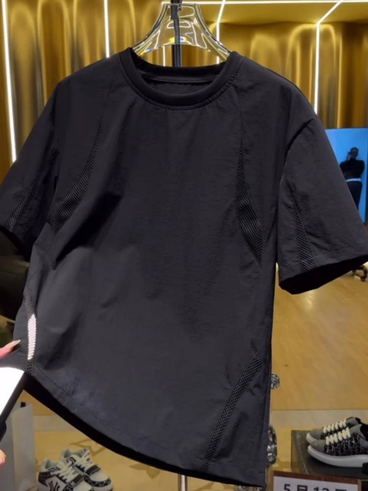 

Men's Summer Casual ort Sve T-irt Breathable Versatile Hollow out mat Sle American Splicing Deconstruction De...