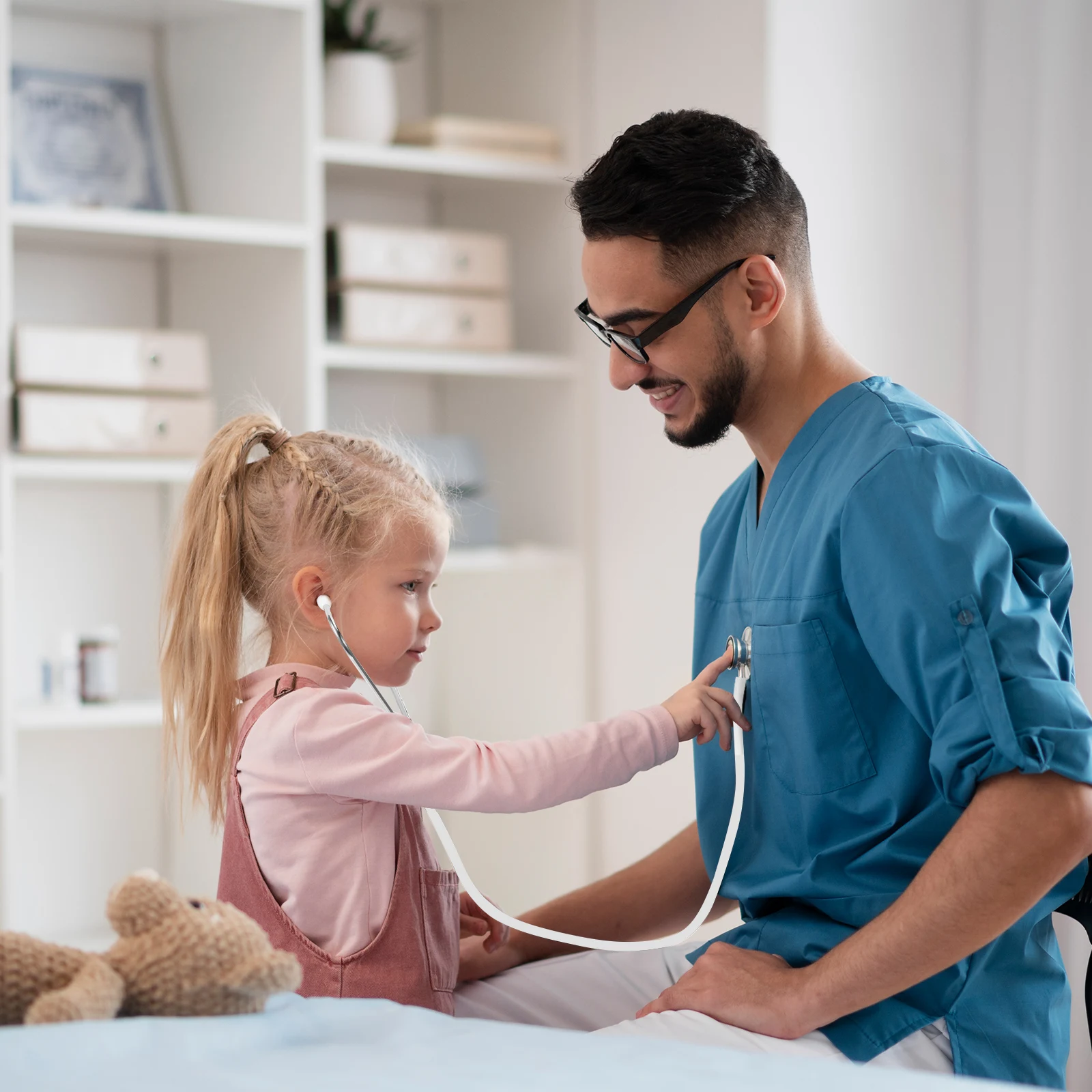 Estetoscopio de enfermera para niños, accesorios médicos de simulación realista para juegos de rol y fiestas temáticas, juguete de estetoscopio para niños