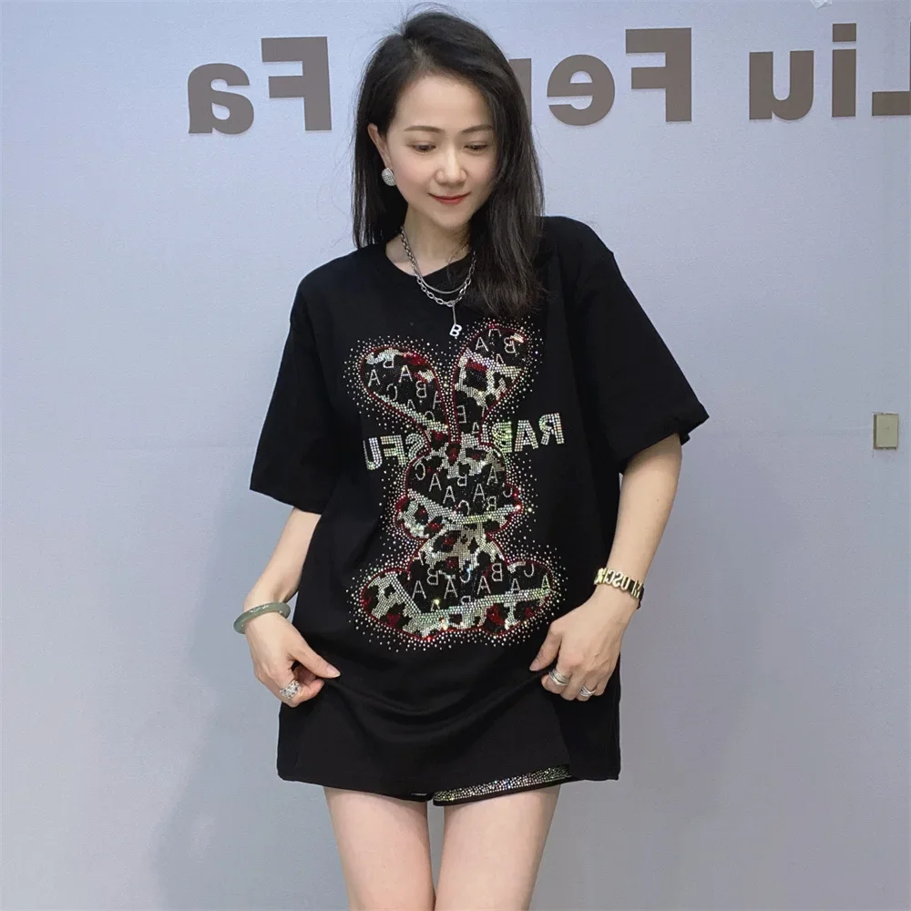 Moda Hot Drilling Manica corta Top lavorato a maglia Abbigliamento donna 2025 Estate Nuovo modello cartone animato Casual Girocollo T-shirt Donna