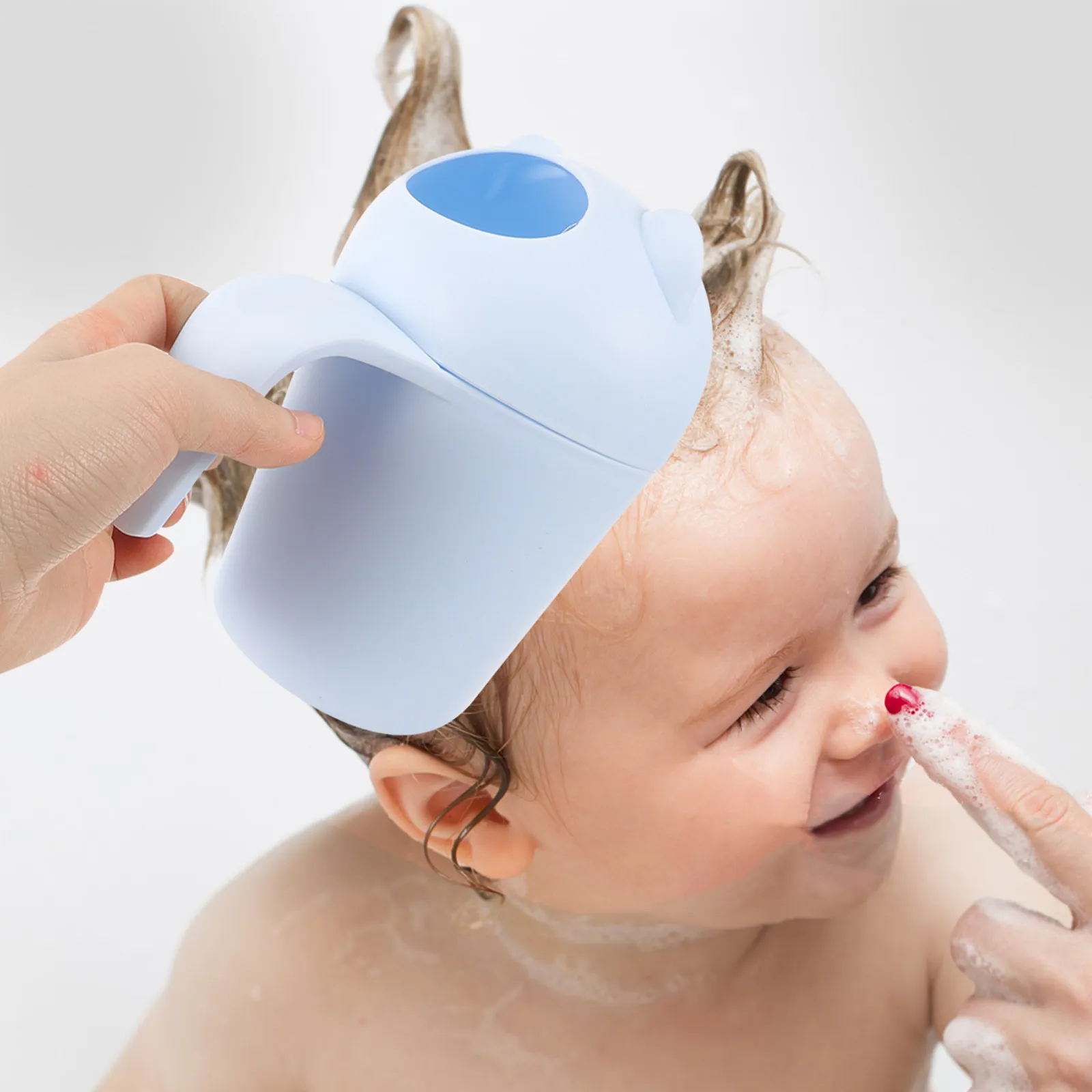 

Baby Shampoo Cup Cartoon Bear Shape Multi-Purpose Bath Water Bailer Infant Rinse Cup Kids Bathing Hair Wash Tool Random Color