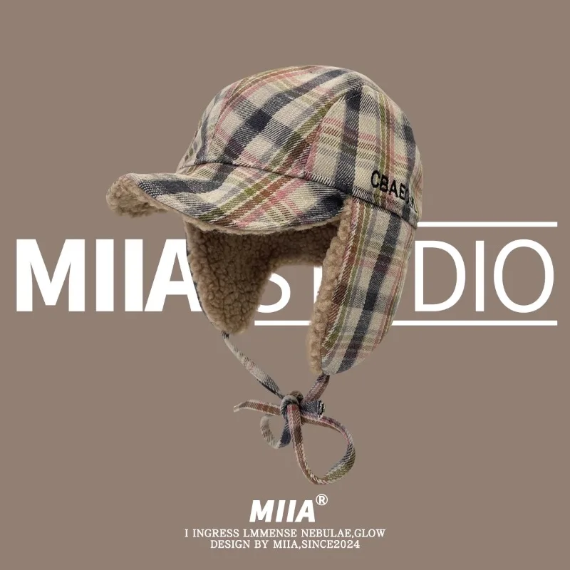 Cappelli bomber con cinturino scozzese in colore retrò a contrasto Harajuku per donna Viaggi invernali Cappellini da uomo ispessiti in velluto caldo e versatile