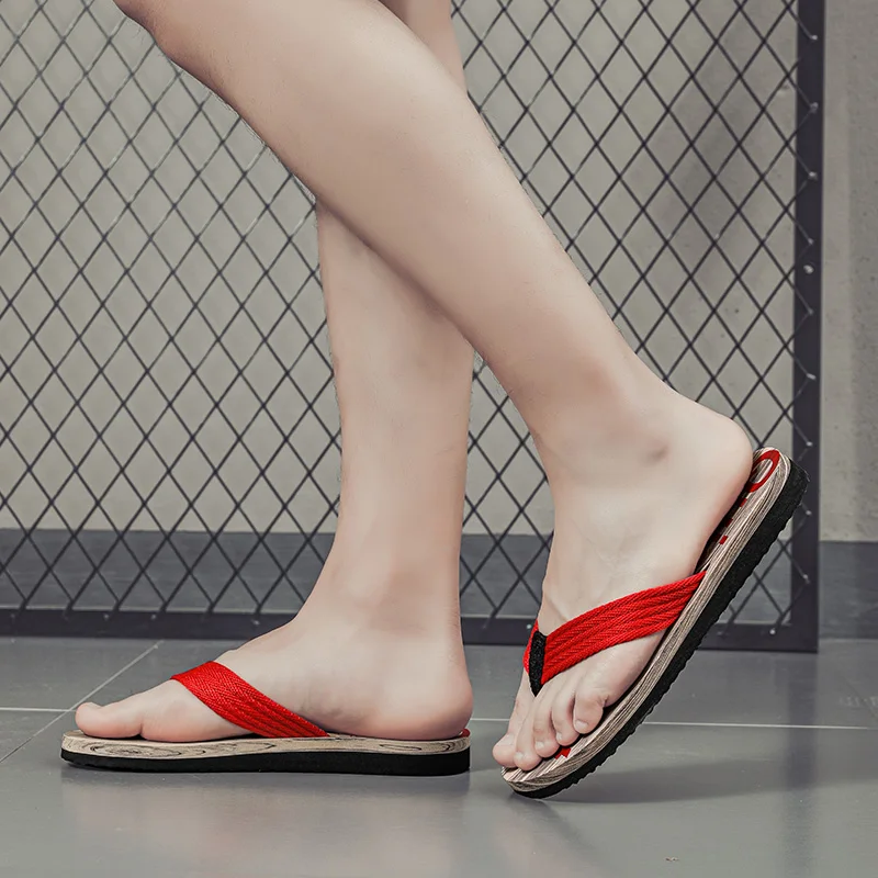 HKDQ Hot Sale Men's Flip-flops Fashion Red Flat Slippers For Men Outdoor Non Slip Beach Slippers Man Cheap Summer Flip flops view 3