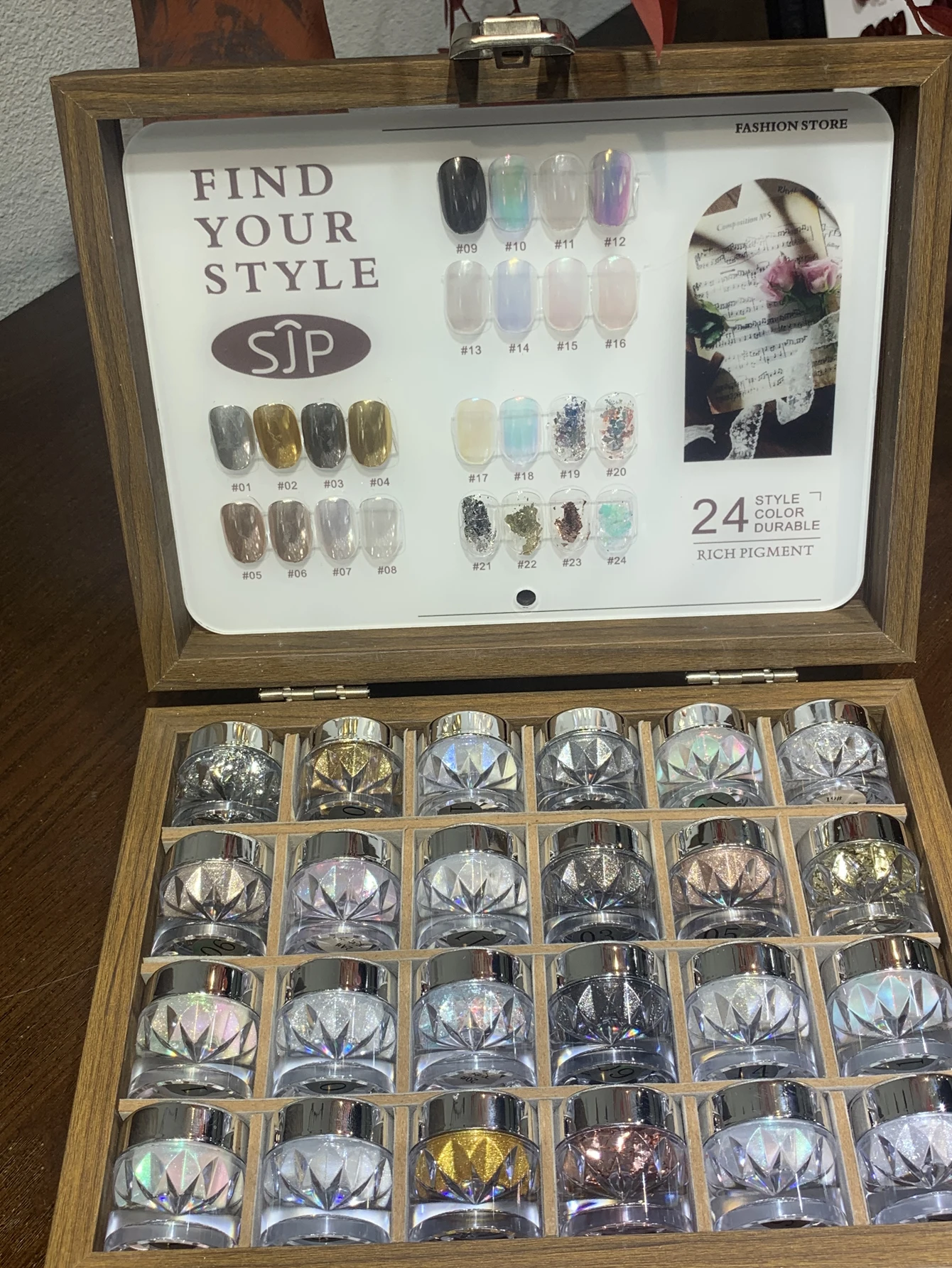 

24-color vintage earth tone nail polish set, gold and magic mirror powder DIY nail art, artistic nail art, charming designs, inc