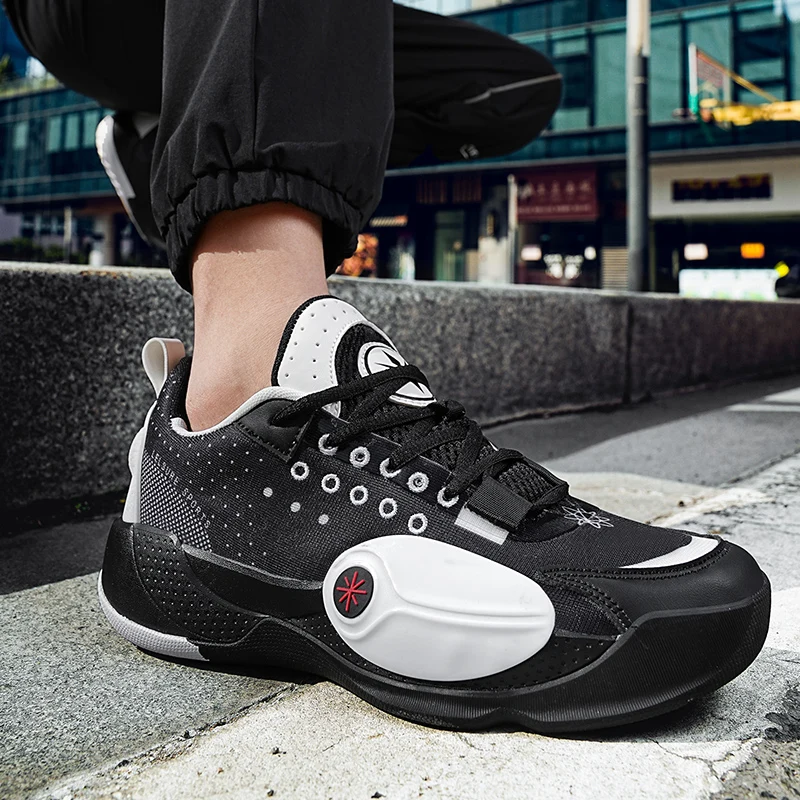 

Men's All-Season Soft-Sole Canvas Shoes – Stylish & Trendy Design, Durable, Non-Slip, and Breathable Fabric. Ideal for Daily Wea