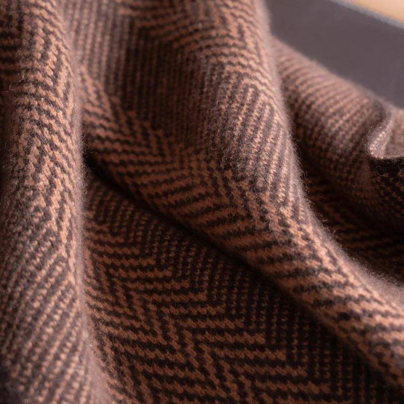 A-grade 100% Cashmere High-grade Knitted Scarf leisure Business Thickened Windproof Winter Joker Warm Neck Fashion accessories.