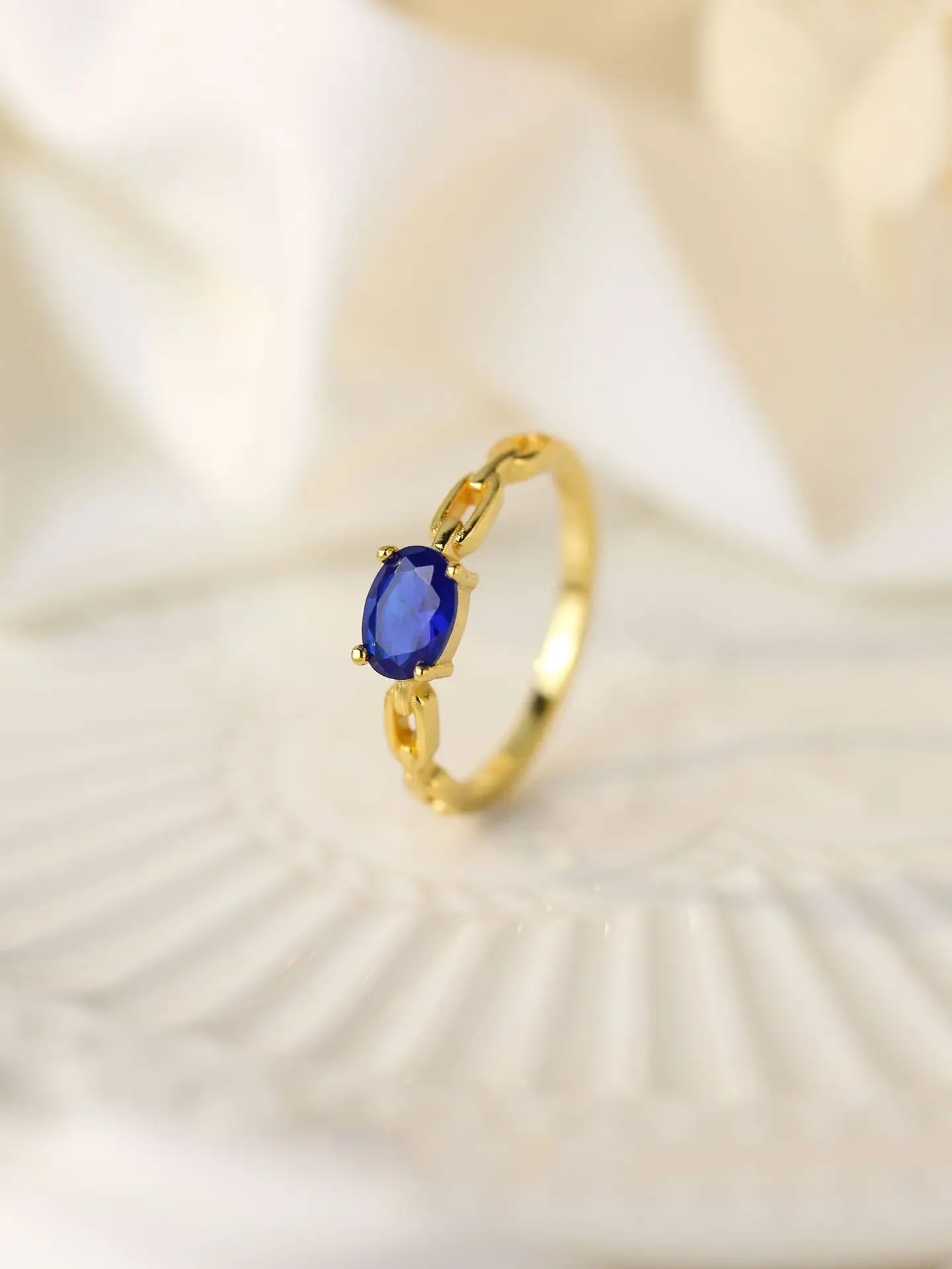 Farny 100% 925 Silver "4 claws sapphire" ring with golden color Senior party ring with elegant style for ladies