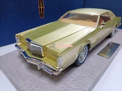 AMC 1:18 For Lincoln Continental Mark V Gold Bilbras Edition Limousine Model Collectible Ornament Gift Miniature