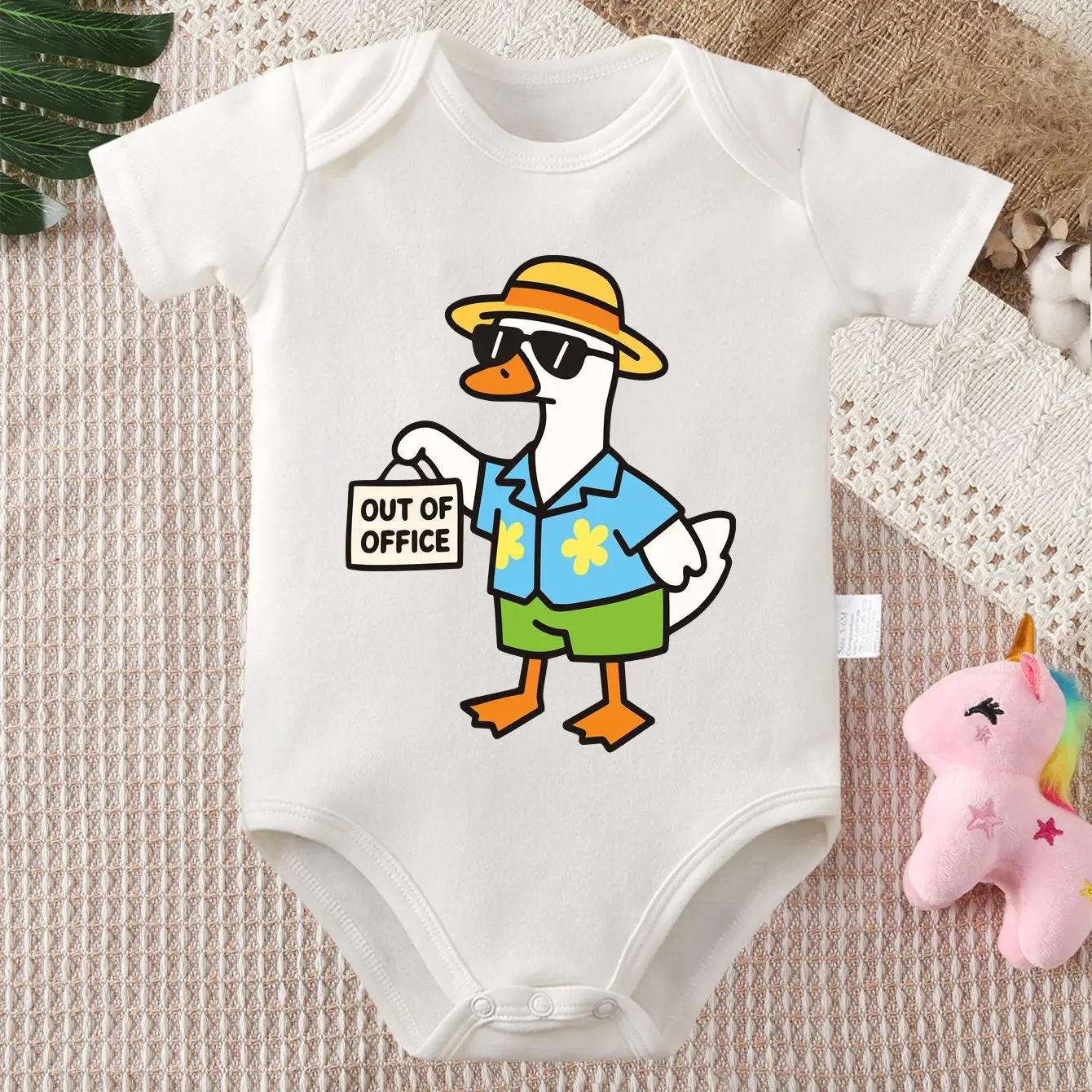 Pure Cotton Onesie Summer Time I'm On Vacation Print Bodysuit Comfortable Cloth for Baby Jumpsuit for 0 To 12 Months Newborn