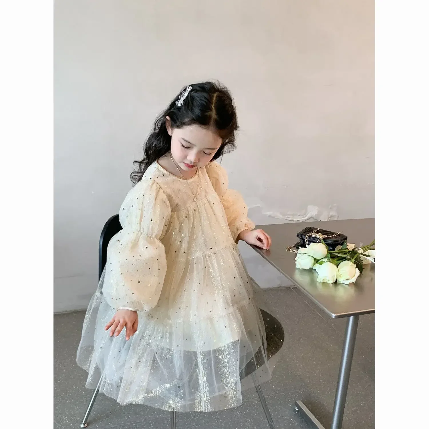 Childrens Clothing 2024 New Girls Dress Autumn Clothing Bubble Sleeve Princess Dress Baby Fashion Sweet Yarn Skirt Trend