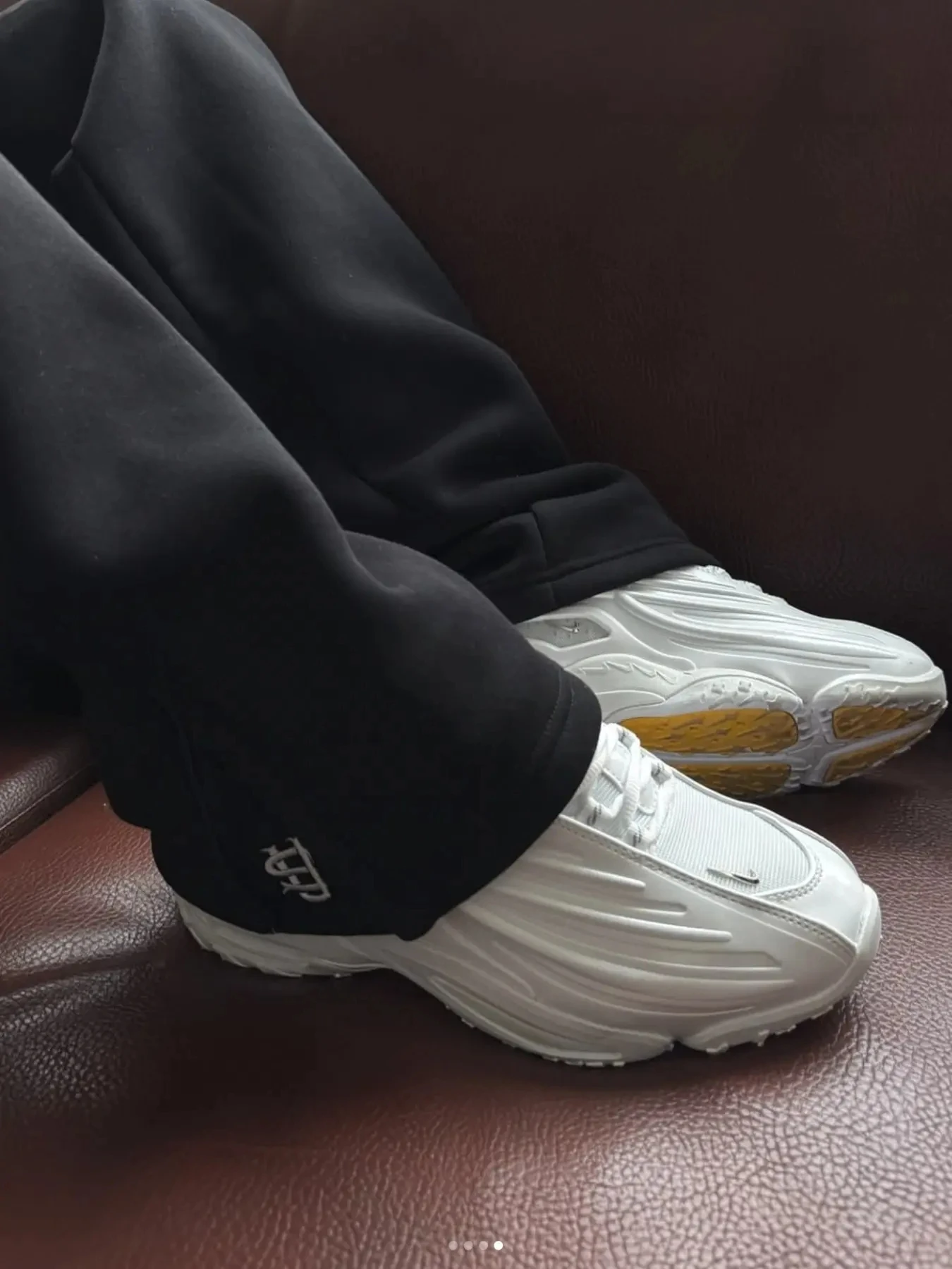 Thumbnail 3 - #19 Best Pants to Buy In 2026