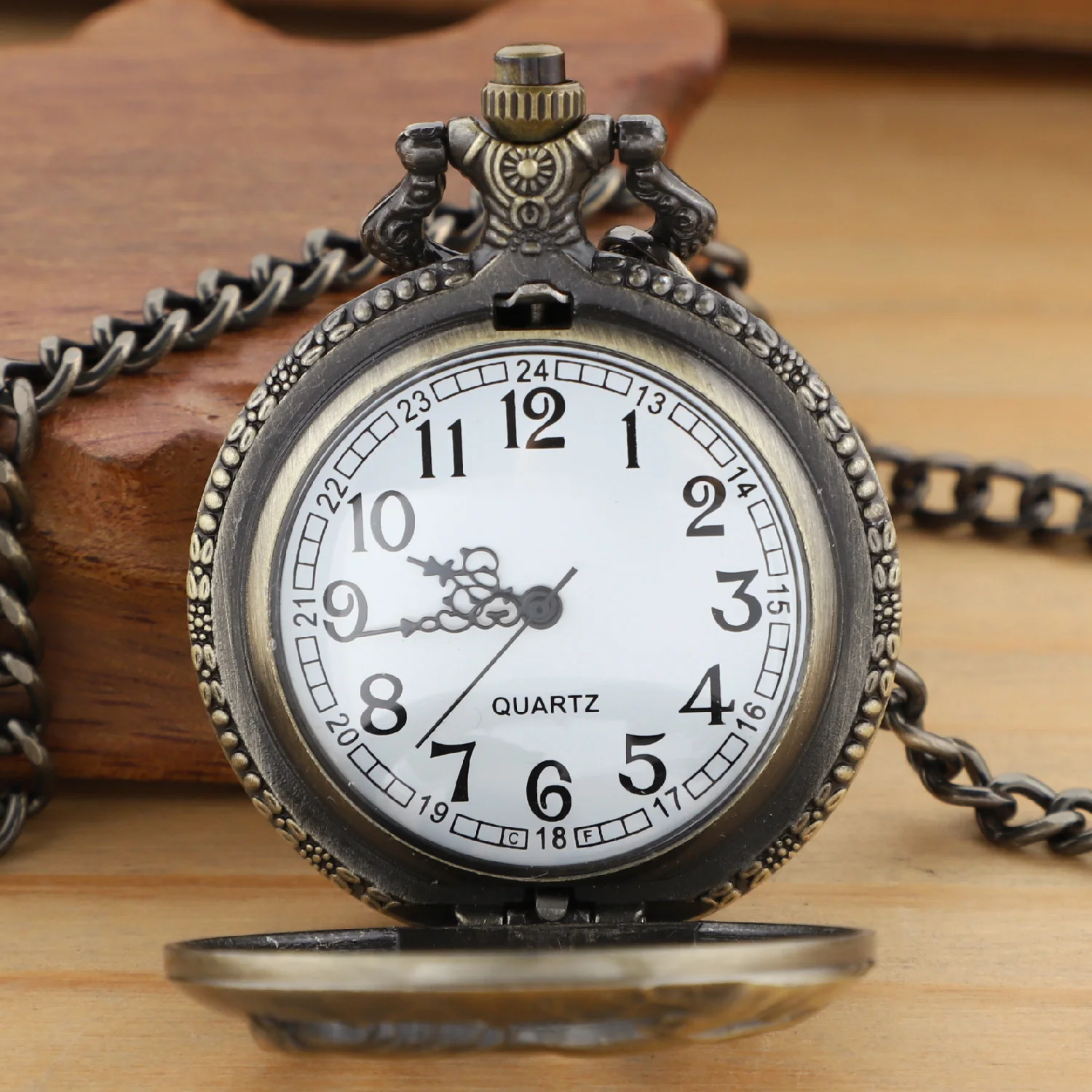 خمر الحيوان الحصان نمط ساعة الجيب جوفاء رجالي ساعات الجيب الأنيقة مع سلسلة فوب Masculino Relogio ساعة حائط هدية الرجعية