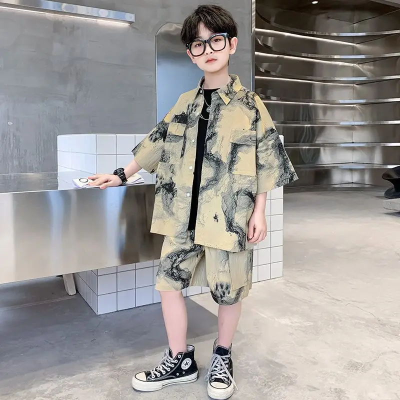 Abbigliamento per bambini articoli di spedizione gratuita ragazzi estate vestito a maniche corte camicia Casual + D vestito a due pezzi per abbigliamento esterno all'ingrosso