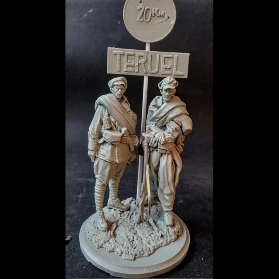 1/24 75mm Scale Resin Figure Assembly Model Kit Spanish Civil War Soldiers (2 Figures)  Unassembled Unpainted Free Shipping