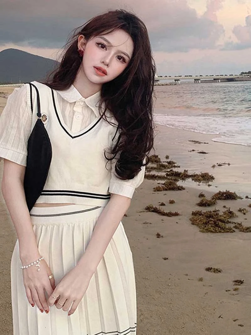 2025 Ragazze coreane giapponesi JK Abito uniforme Nuovo stile college Gonna a pieghe Set Studenti dolci e fantastici Vestito da ragazza calda Estate