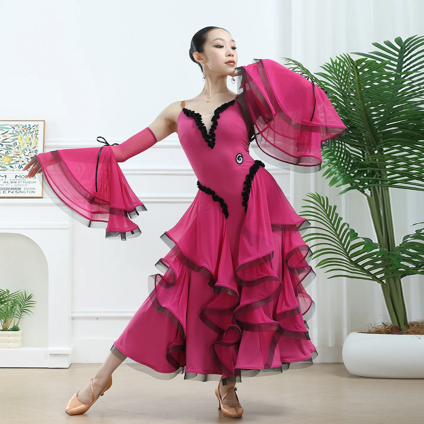 2026 Ballroom Dance Competition Clothing For Women Big Swing Fishbone Skirt Waltz Modern Dance Performance Stage Dress XH5211