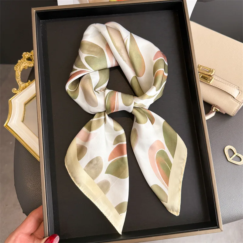 

Зеленый роскошный шелковый квадратный платок с цветочным узором для женщин, мягкий атласный платок-повязка для волос, шейный платок, головной платок, женская повязка на голову, фулярд, лента для сумки