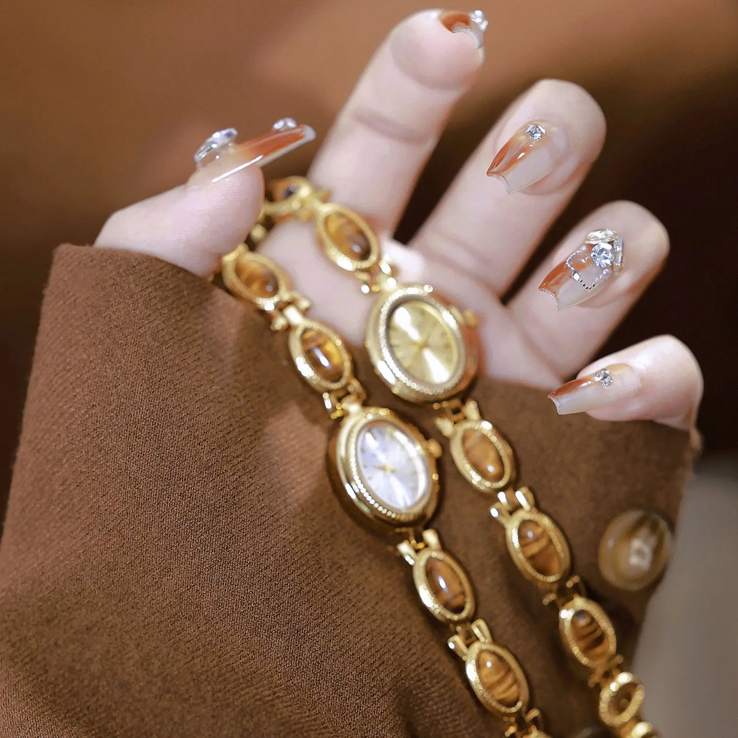 Винтажные женские часы, золотые элегантные часы с тигровым глазом и нефритовым браслетом, 2022, высококачественные ретро водонепроницаемые усовершенствованные женские часы-цепочка