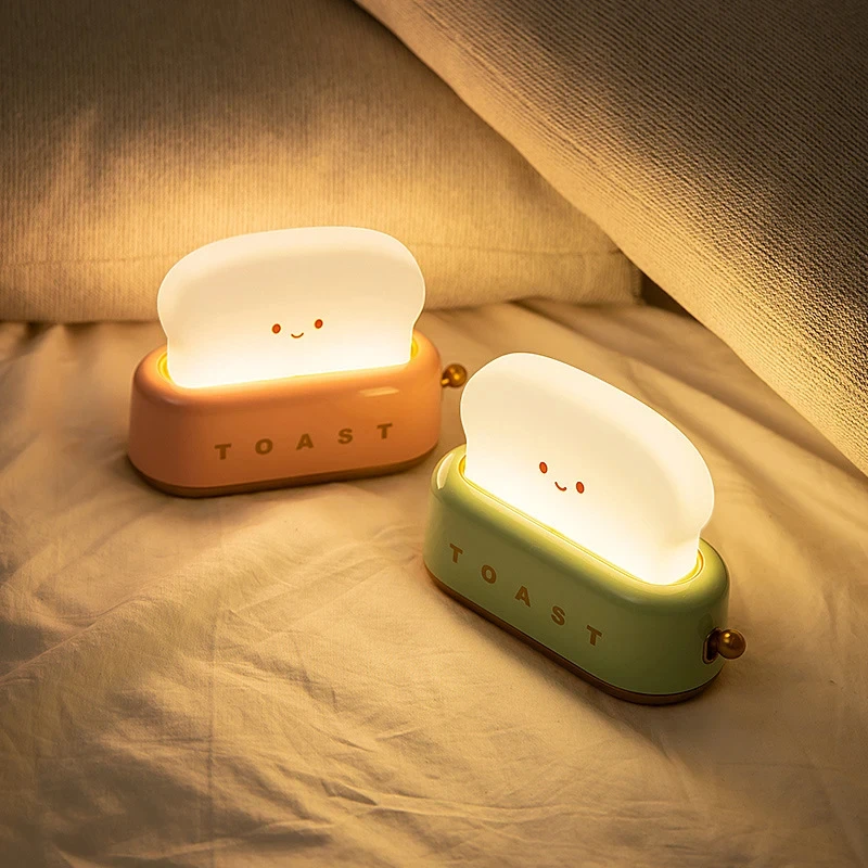 

Desk Decor Toaster Lamp,Rechargeable Small Lamp w/Smile Face Toast Bread Cute Toaster Shape Room Decor Night Light,Bedroom,Gift