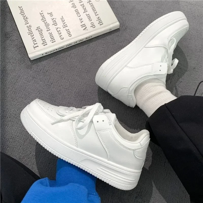 Little White Shoes 2024 Spring/Summer/Autumn New Thick Sole Pure White Round Head Student Lace up Casual Shoes for Women