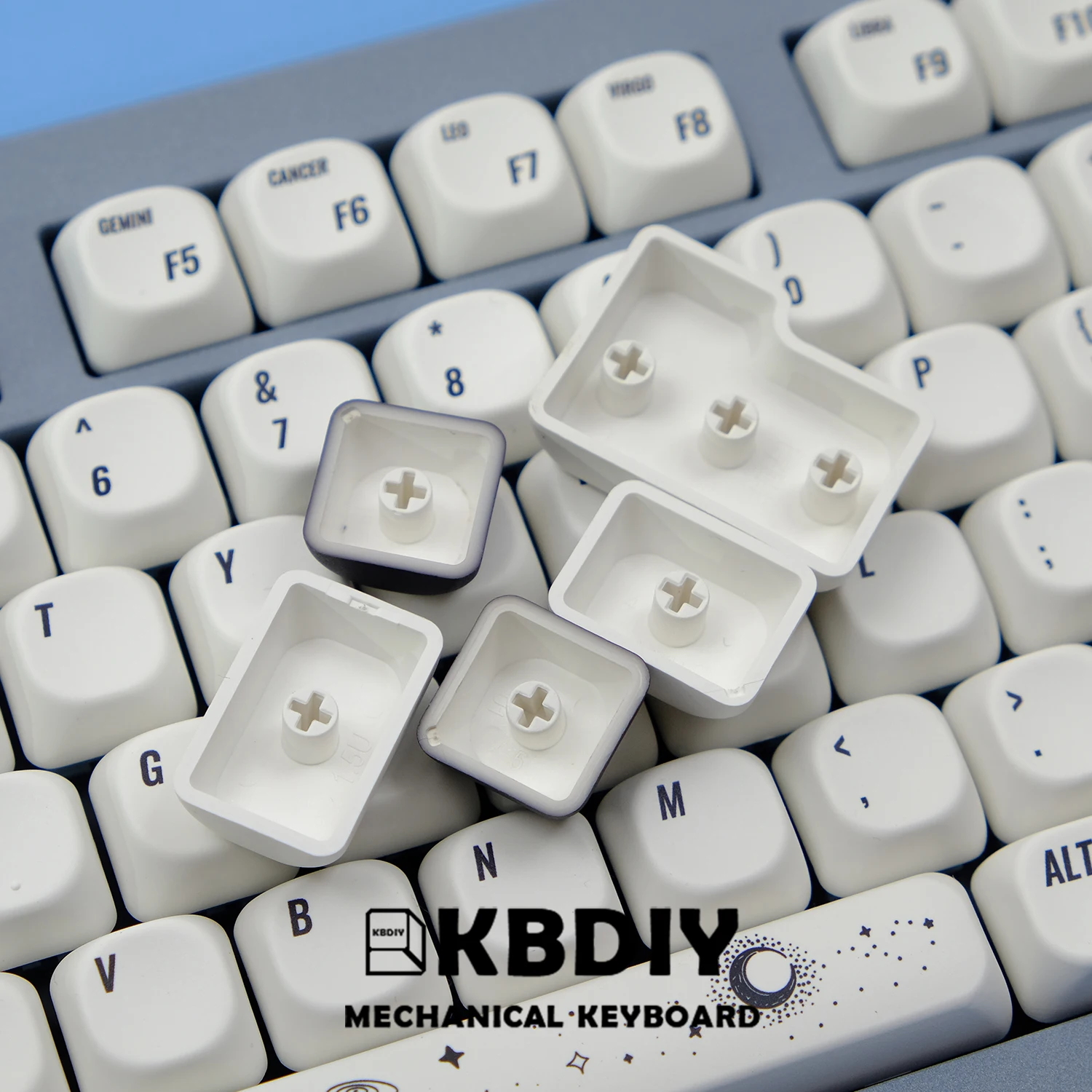 KBDiy 135 klawisze/zestaw klawiatury Cute PBT eter Space klawisze niestandardowe białe nakrętki z profilem KOA podobne MOA ISO 7U Space Bar