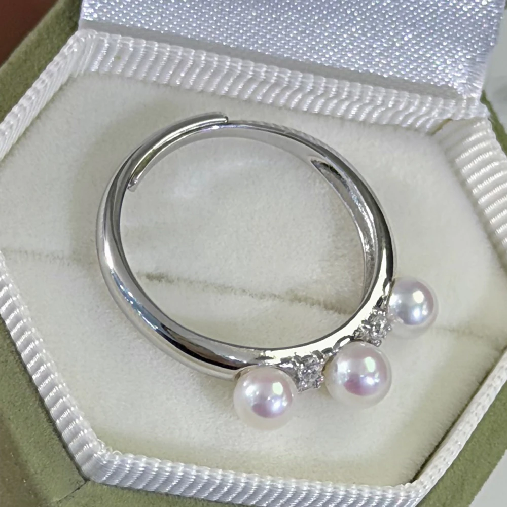 Niche and Sophisticated Three Pearl 925 Stelrling Silver Ring with 4-5mm Aurora Perfectly Round High Quality Freshwater Pearls