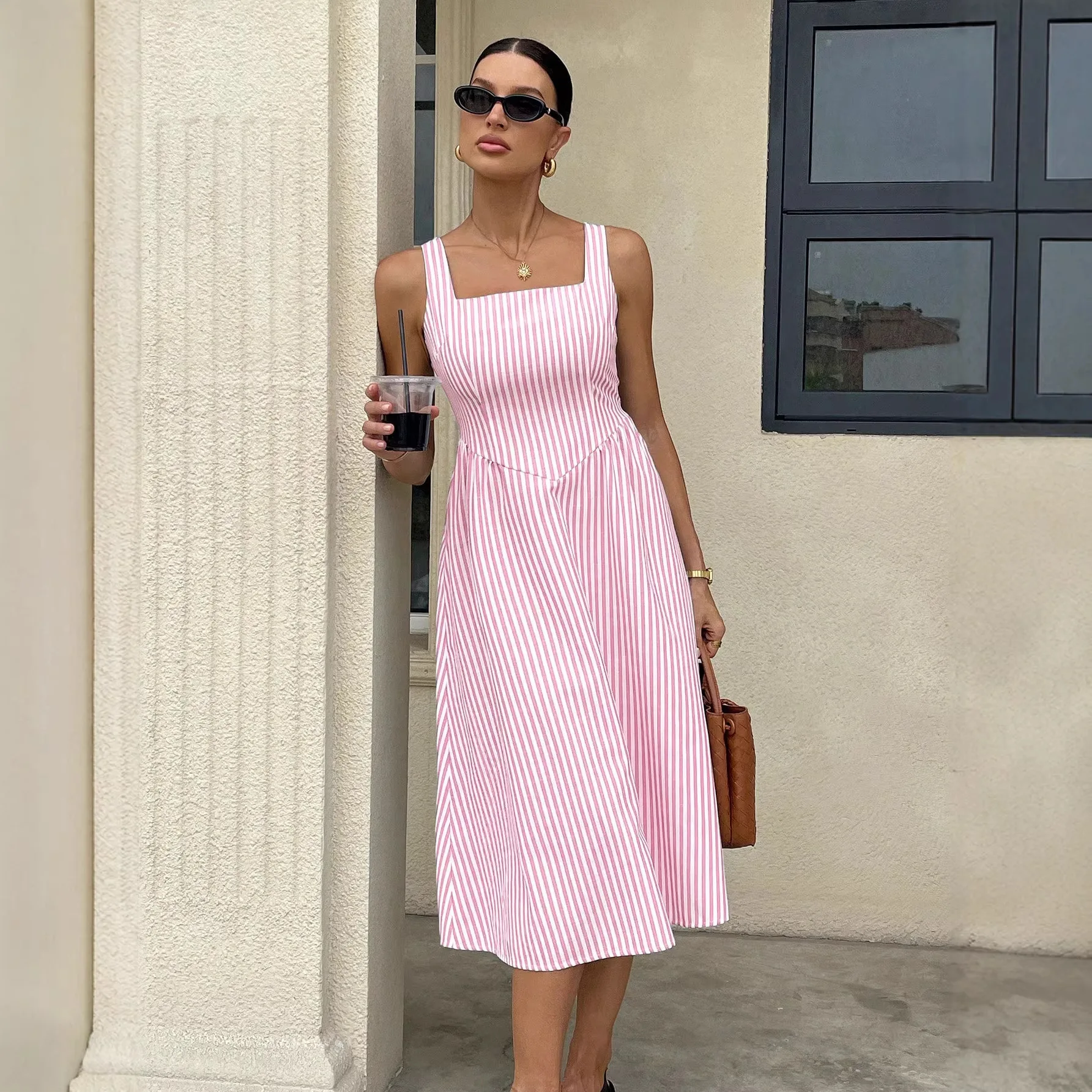 

2026 Cross-Border European And American Amazon Fashion Casual French Style Waist-Cinching Sleeveless Strap Square Neck
