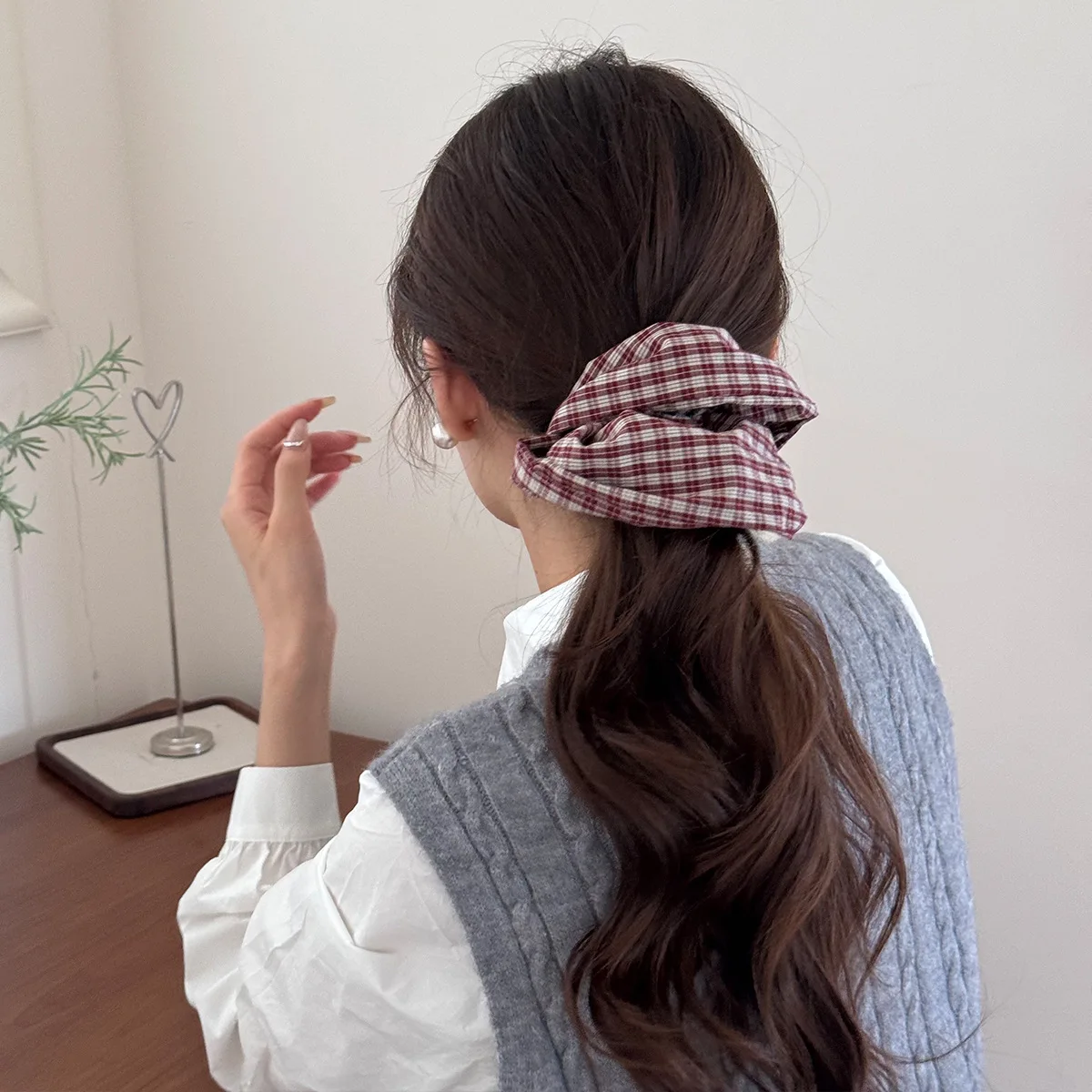 

Korean Plaid Retro Large Hair Band Tied Ponytail Rope Scrunchies Accessories for Women Girl Elastic Vintage Leading Fashion Kpop