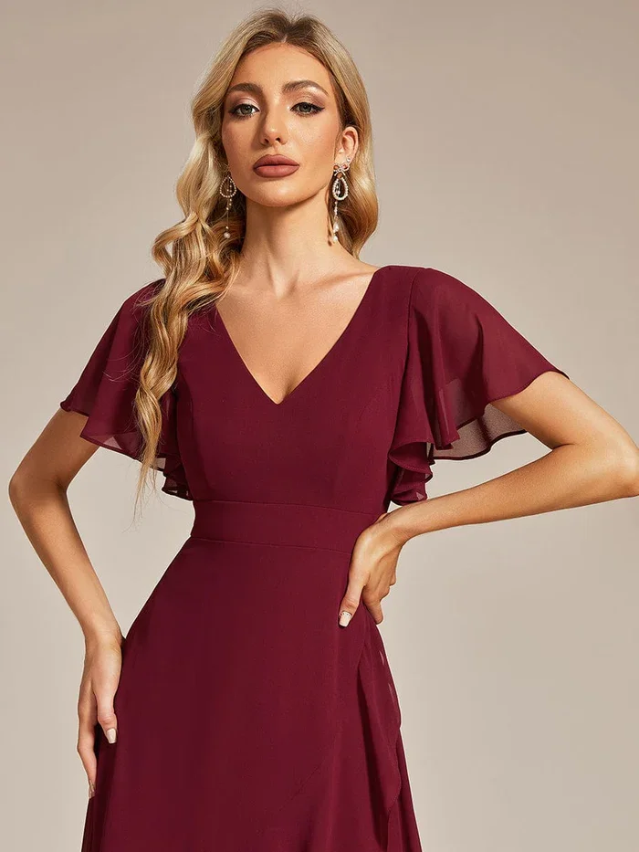 Sempre bonita-vestido de dama chiffon, v pescoço, babados, charmoso