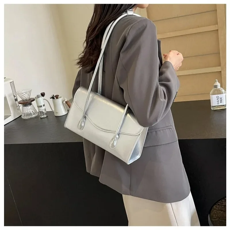 Women\'s Square Bag Luxury Designer Bags with Strap 2024 White Handbags Medium Size Shopper Exquisite Gift Evening Sliing Purse